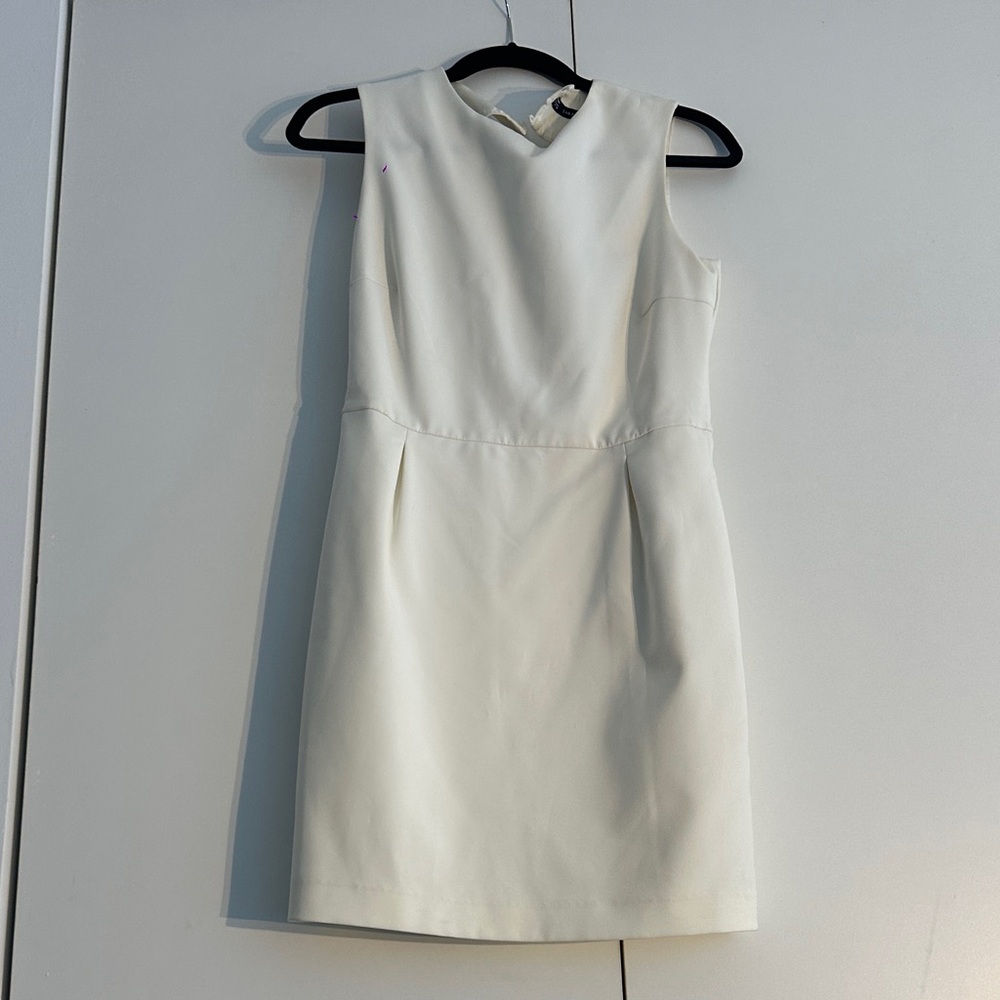 Elegant Cream Sleeveless Dress